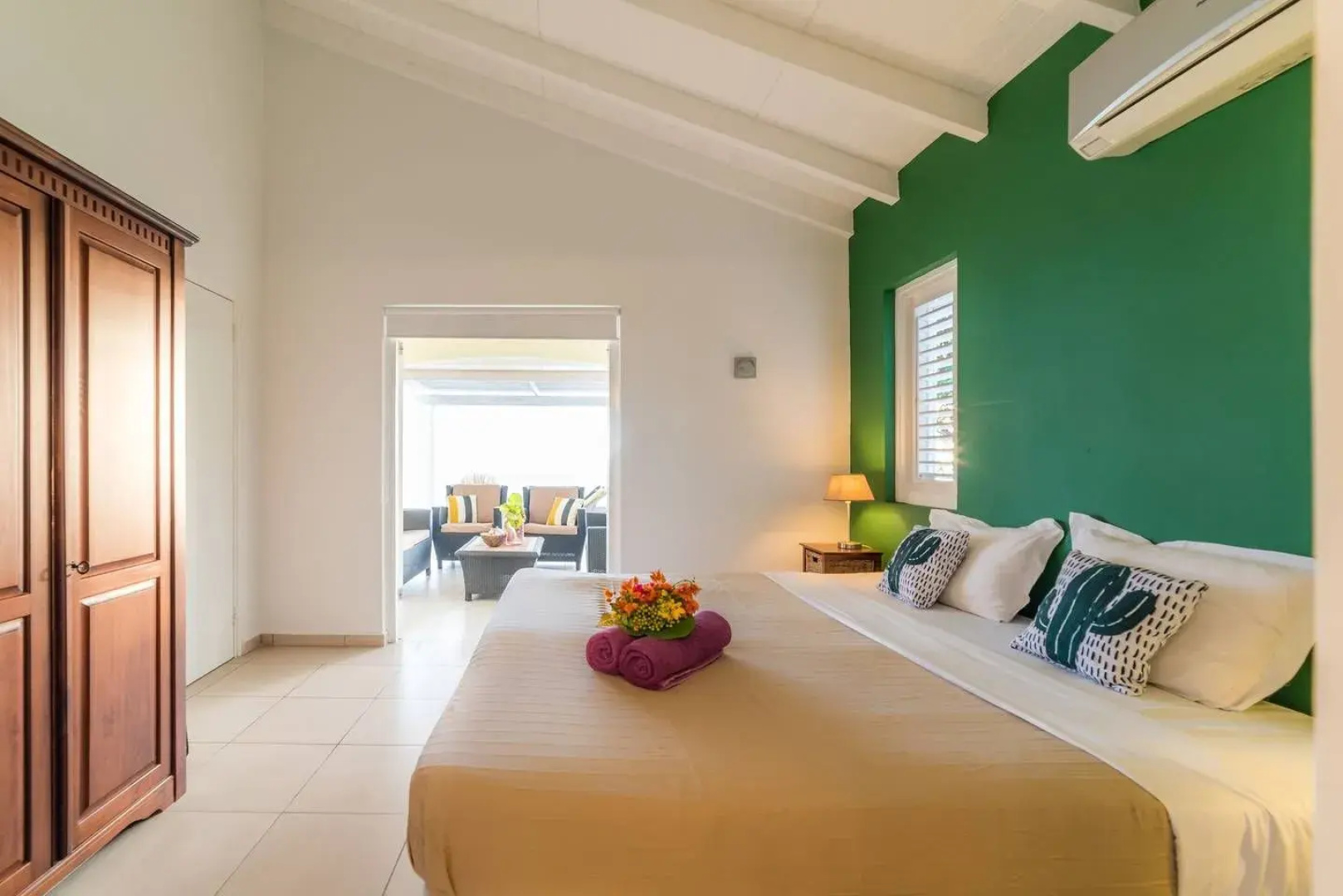 Perfect Villa at Famous Coral Estate - 5 min to the Beach