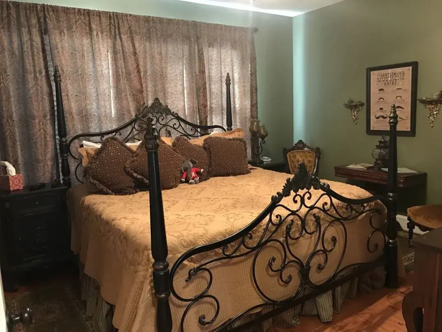 Bama Bed & Breakfast Campus