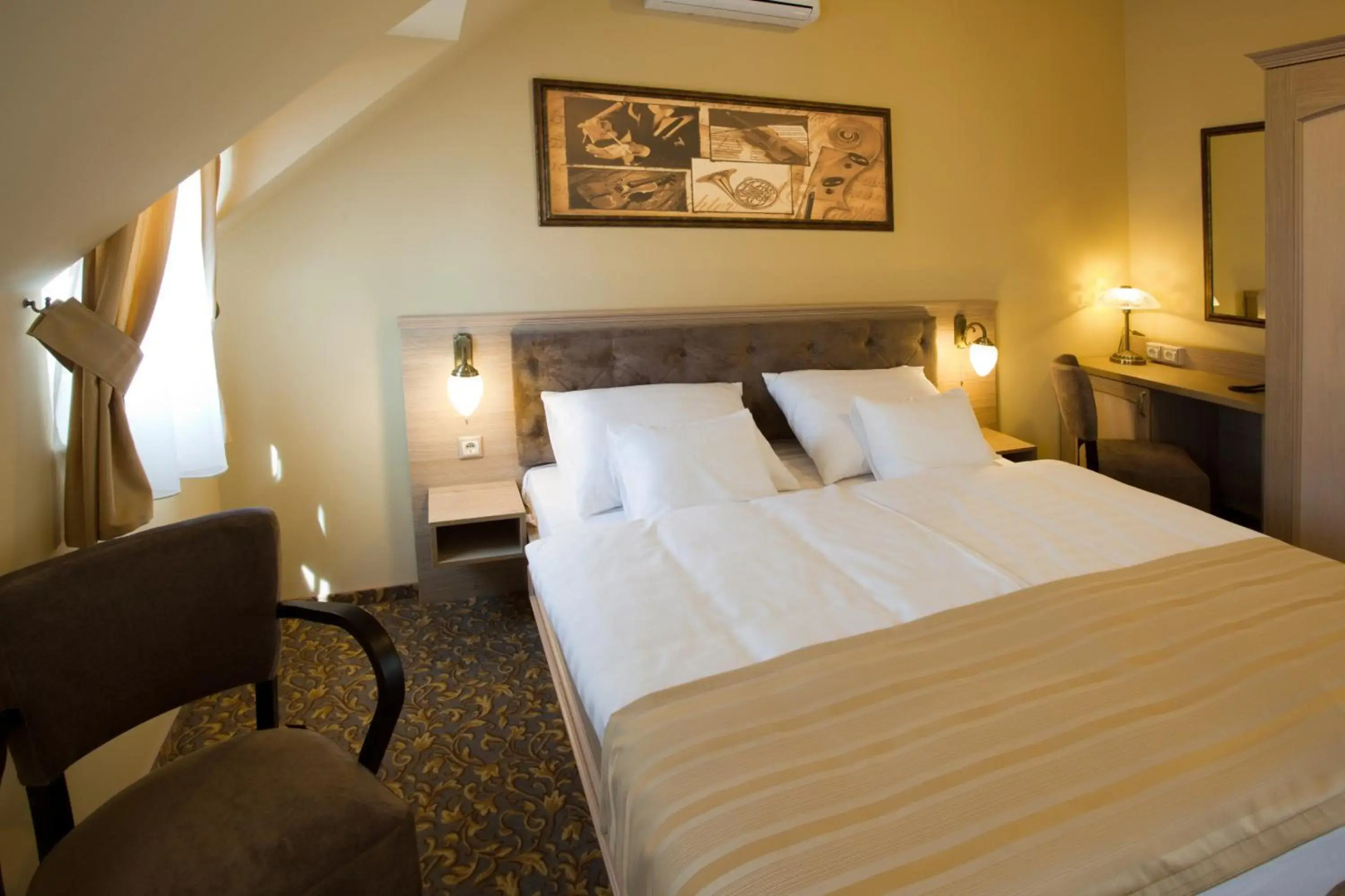 Barokk Hotel Promenád Gyor