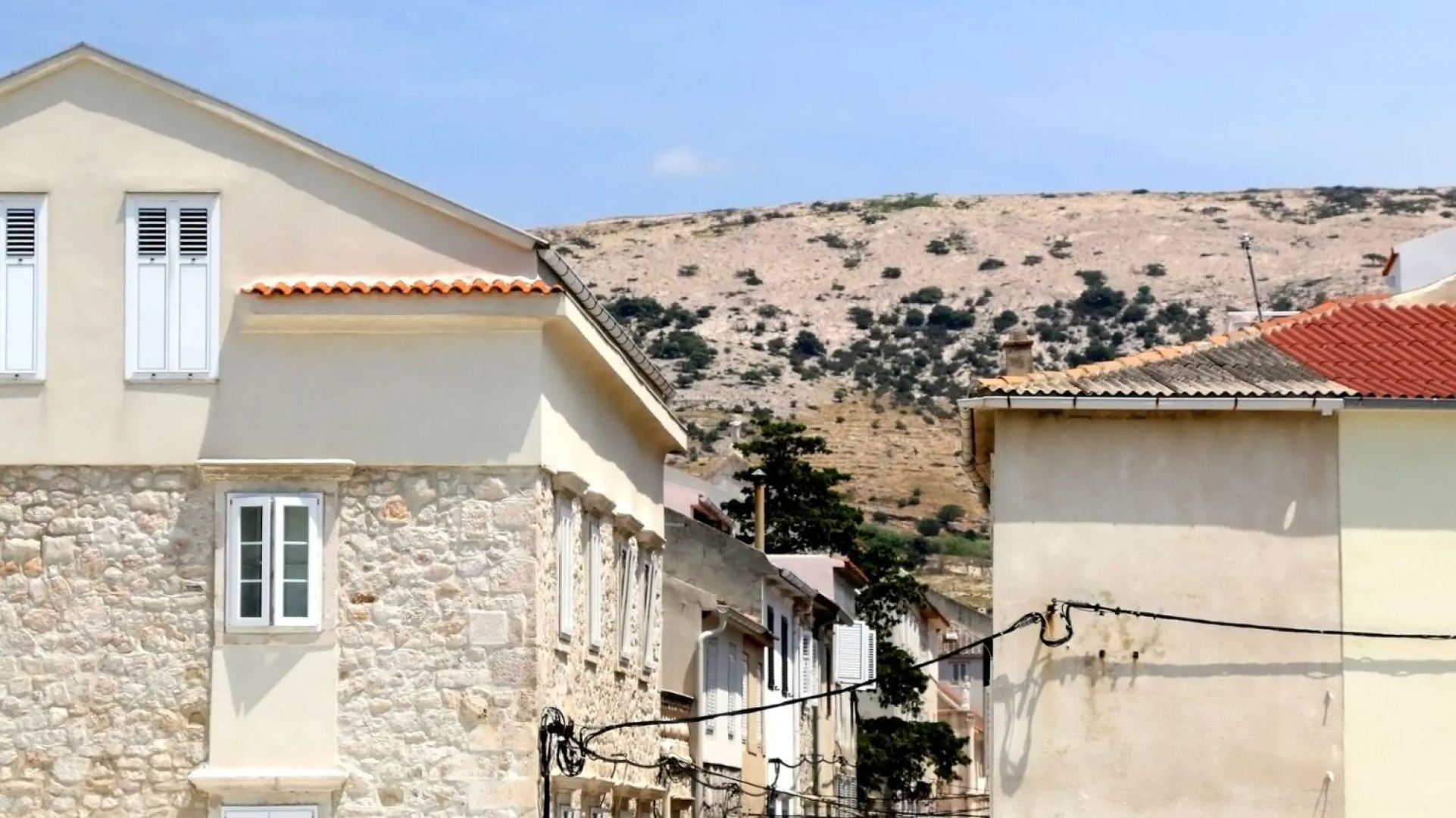 House Movica in Mandre