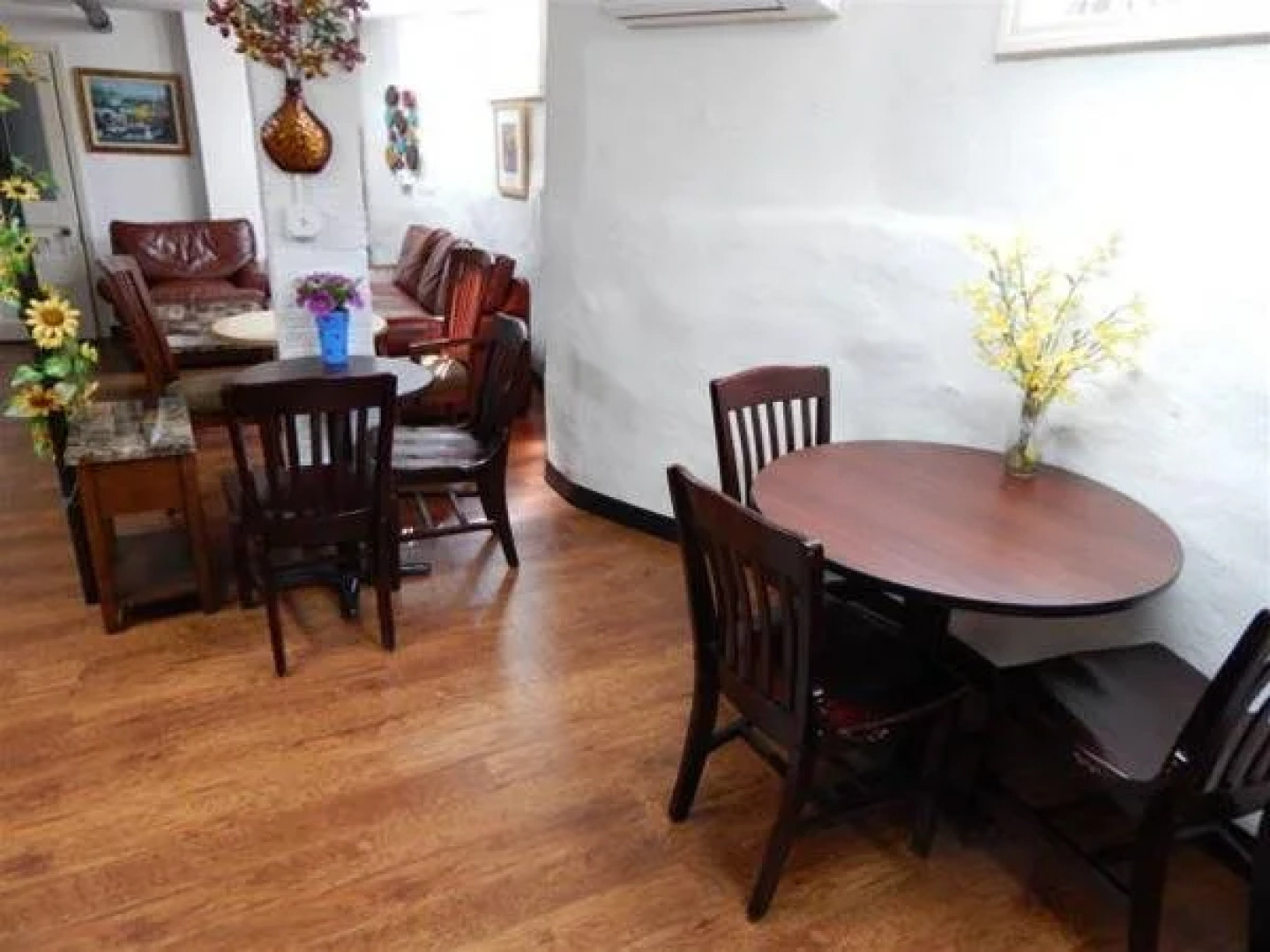 A Friendly Inn at Harvard