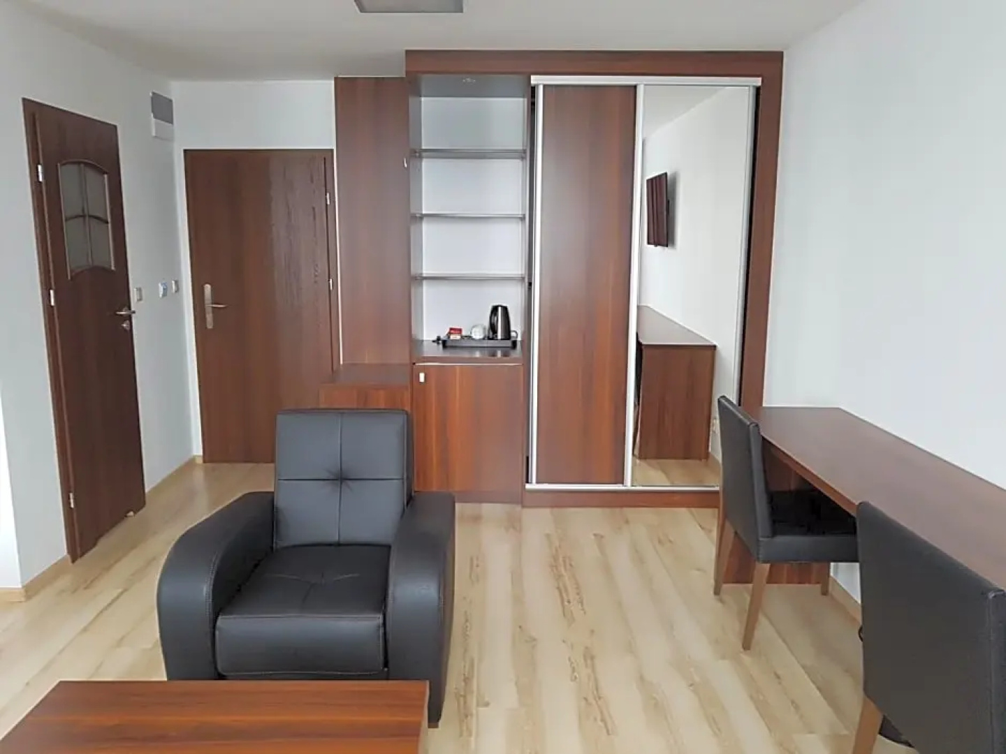 Pod Kominem Pokoje i Apartamenty