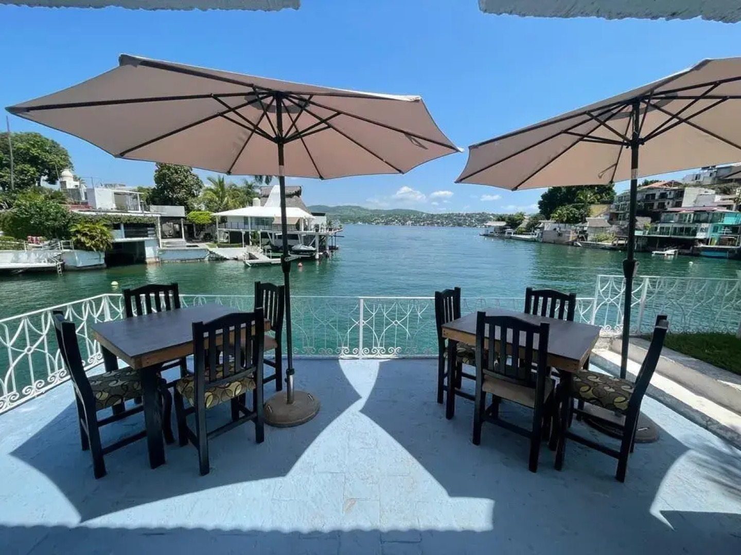 Marina Palace Teques