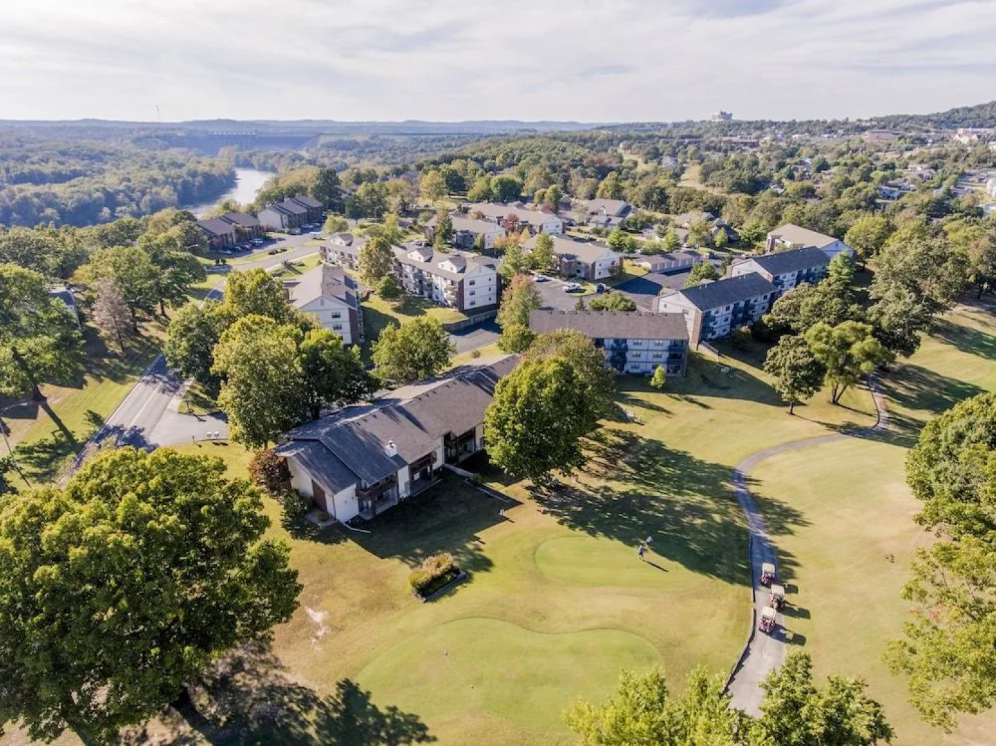 Pointe Royale Condo Vacation and Golf Resort