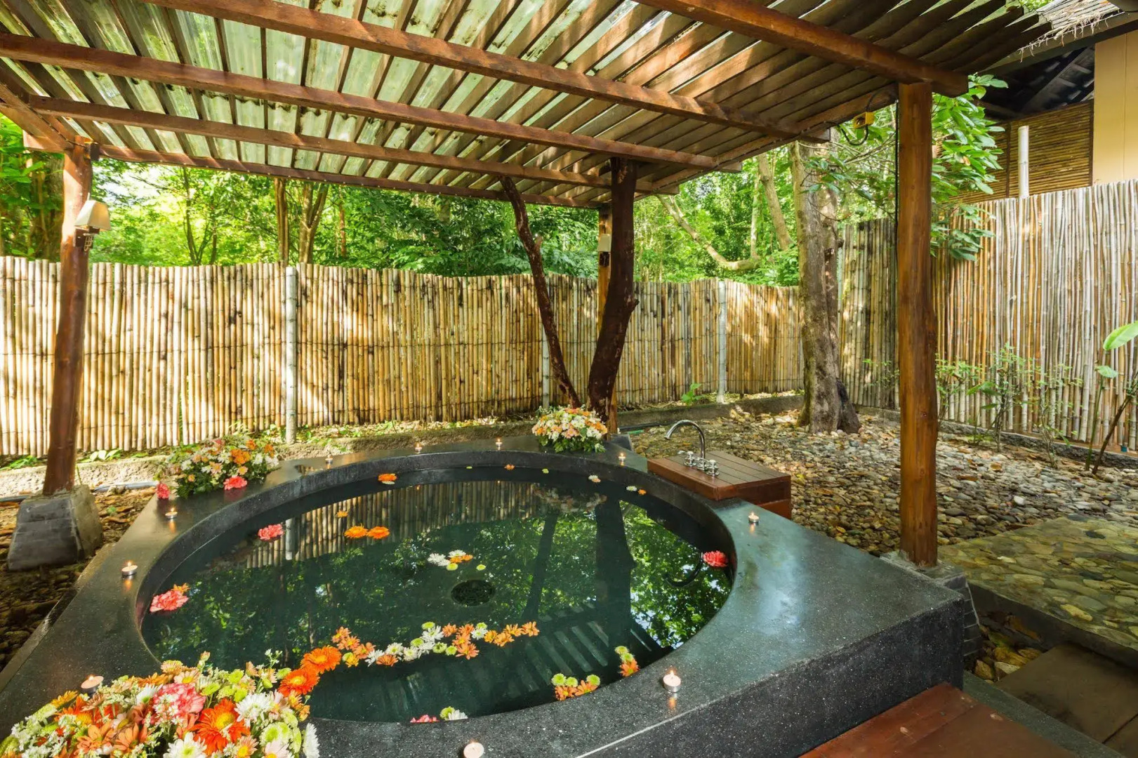 The Treasure Koh Madsum - Samui