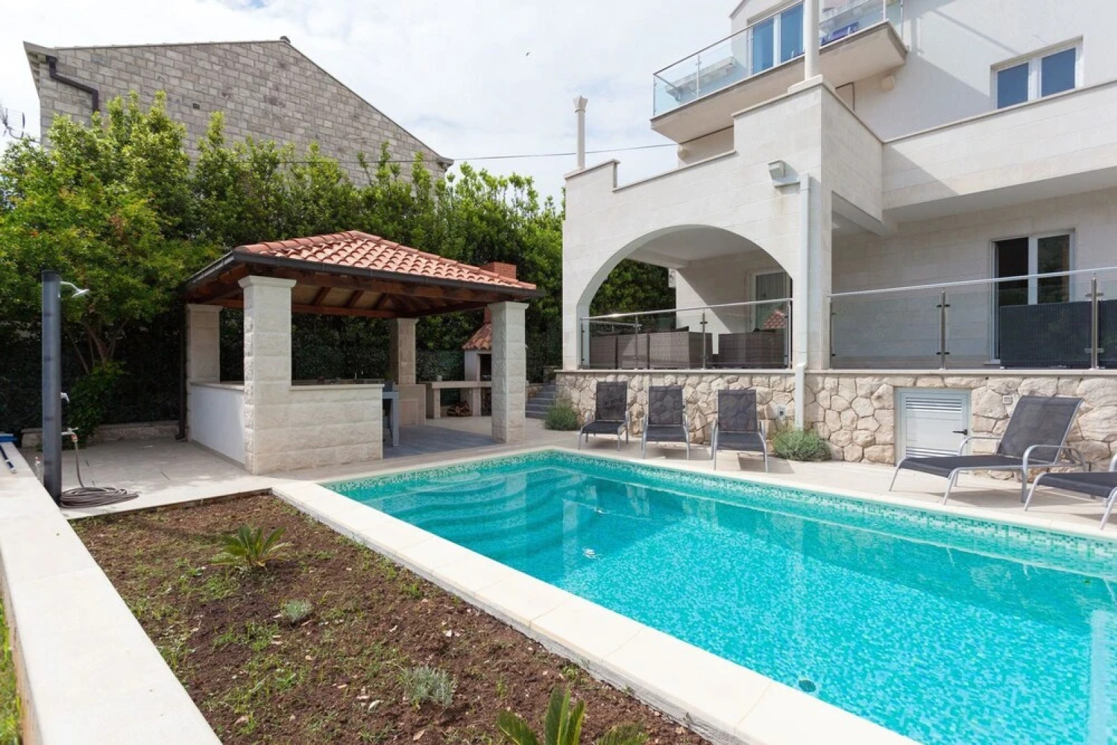 Hedera Estate Hedera A23