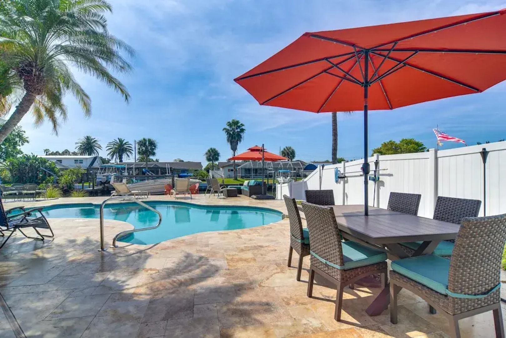 Waterfront Oasis w/ Hot Tub ~ 10 Mi to Dtwn Tampa