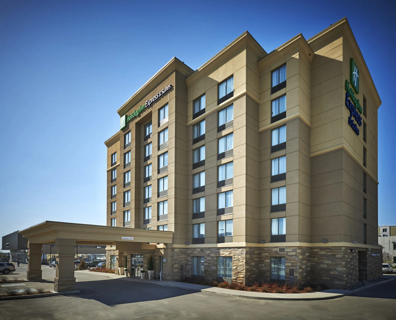 Holiday Inn Express & Suites Timmins by IHG