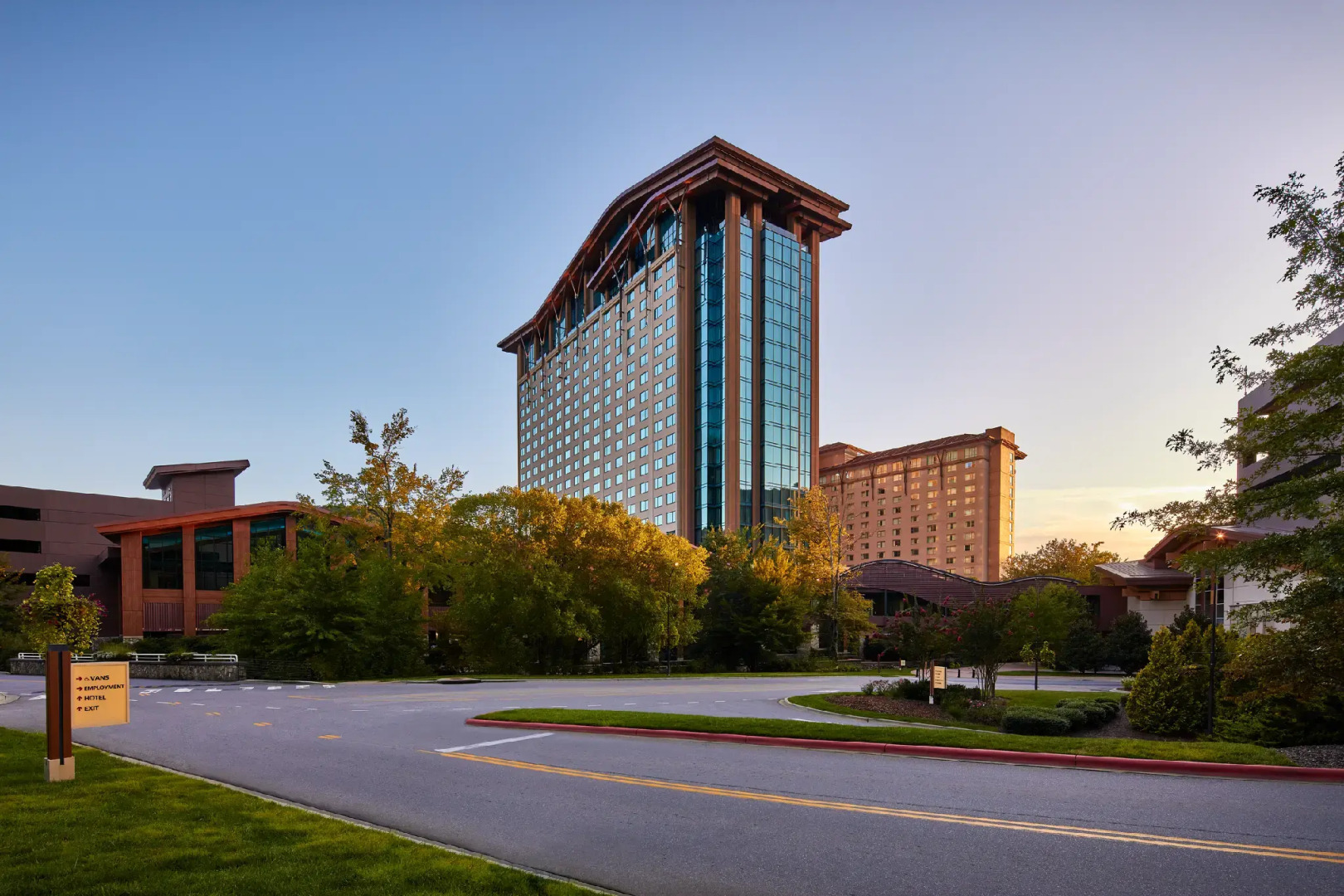 Harrah's Cherokee – A Caesars Rewards Destination