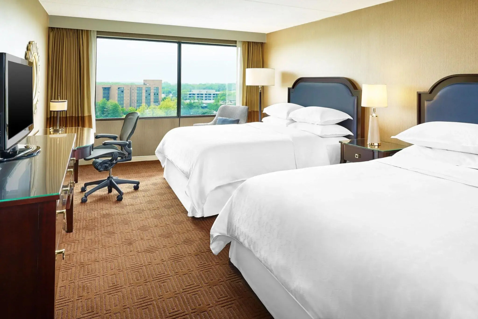 Sheraton Lisle Naperville Hotel