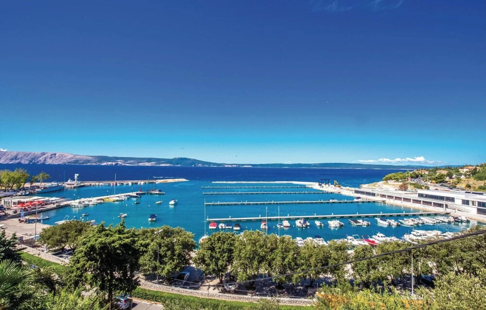 Amazing Home in Novi Vinodolski With Wifi and 5 Bedrooms