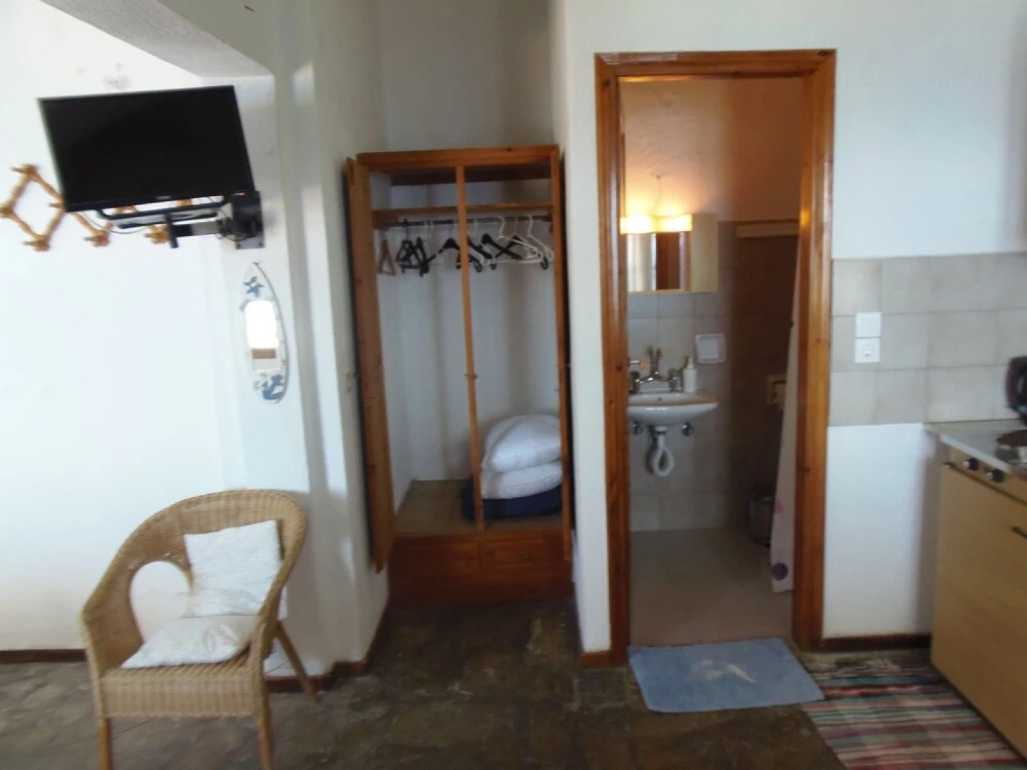 Studios Milos Skopelos-Where the Sea Meets the Sky