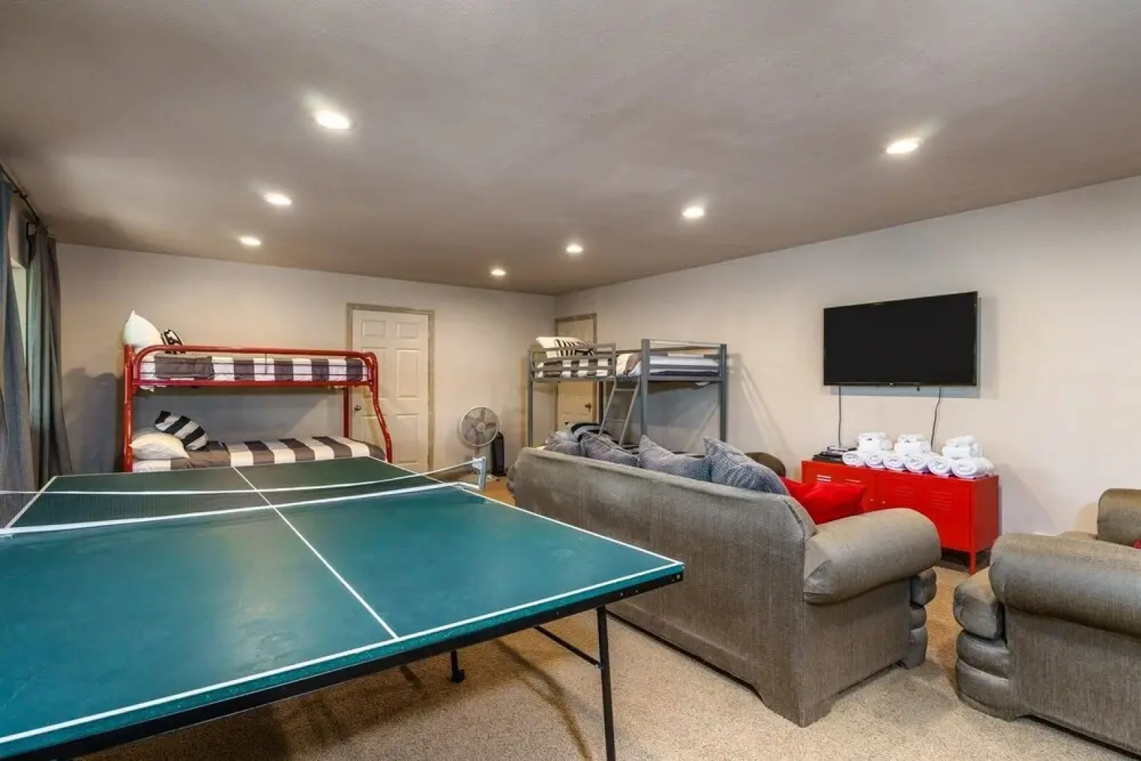 Hillside Haven -PET FRIENDLY!  Explore All Yosemite and Pine Mountain Lake has to Offer by Yosemite Region Resorts