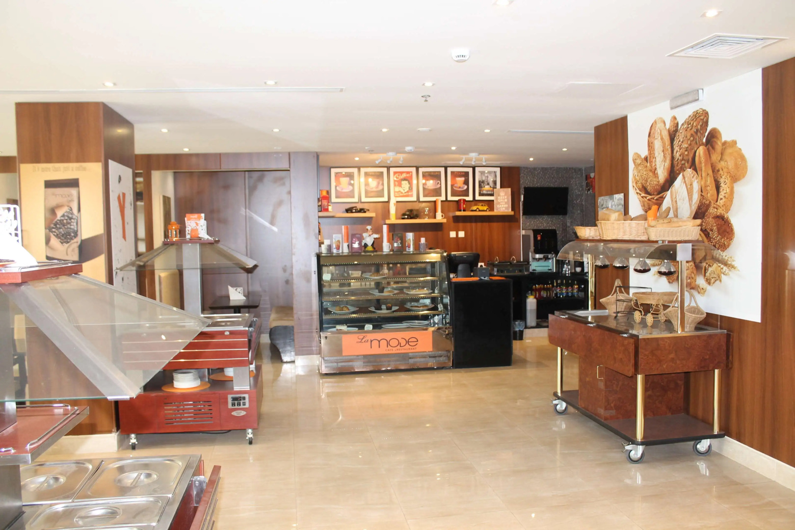 Golden Tulip Al Khobar Suites