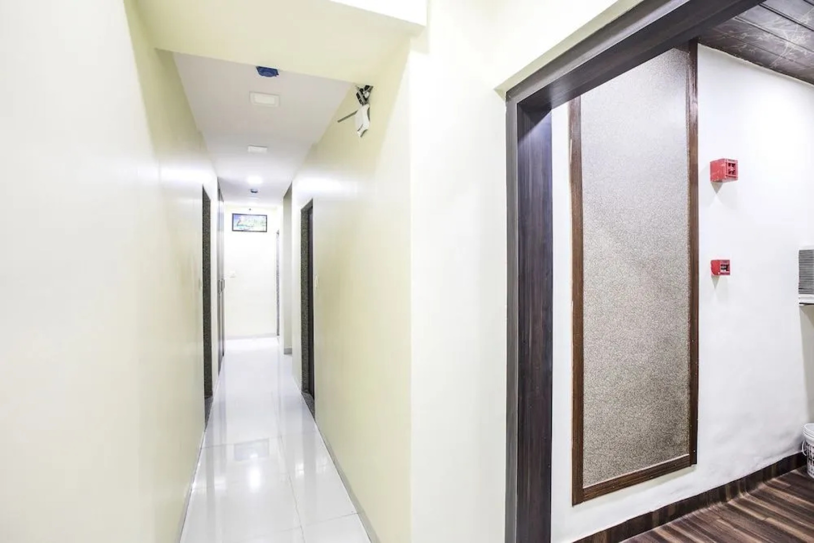 FabHotel The Grand Kohinoor Vashi