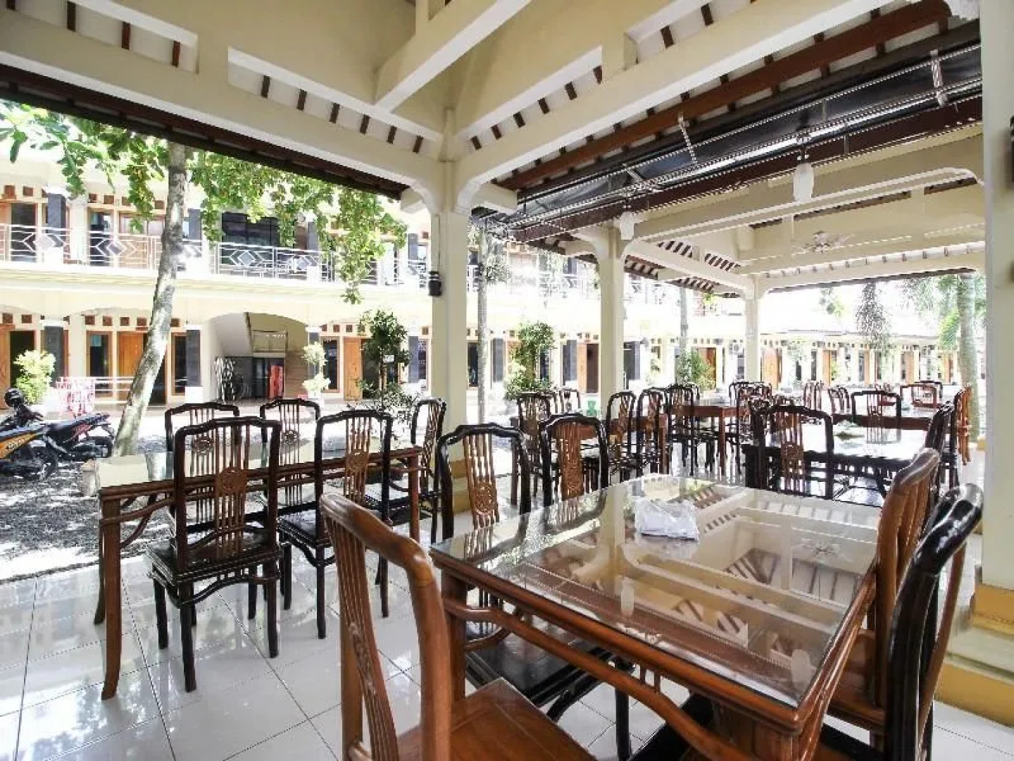 RedDoorz Syariah @ Jalan Dieng