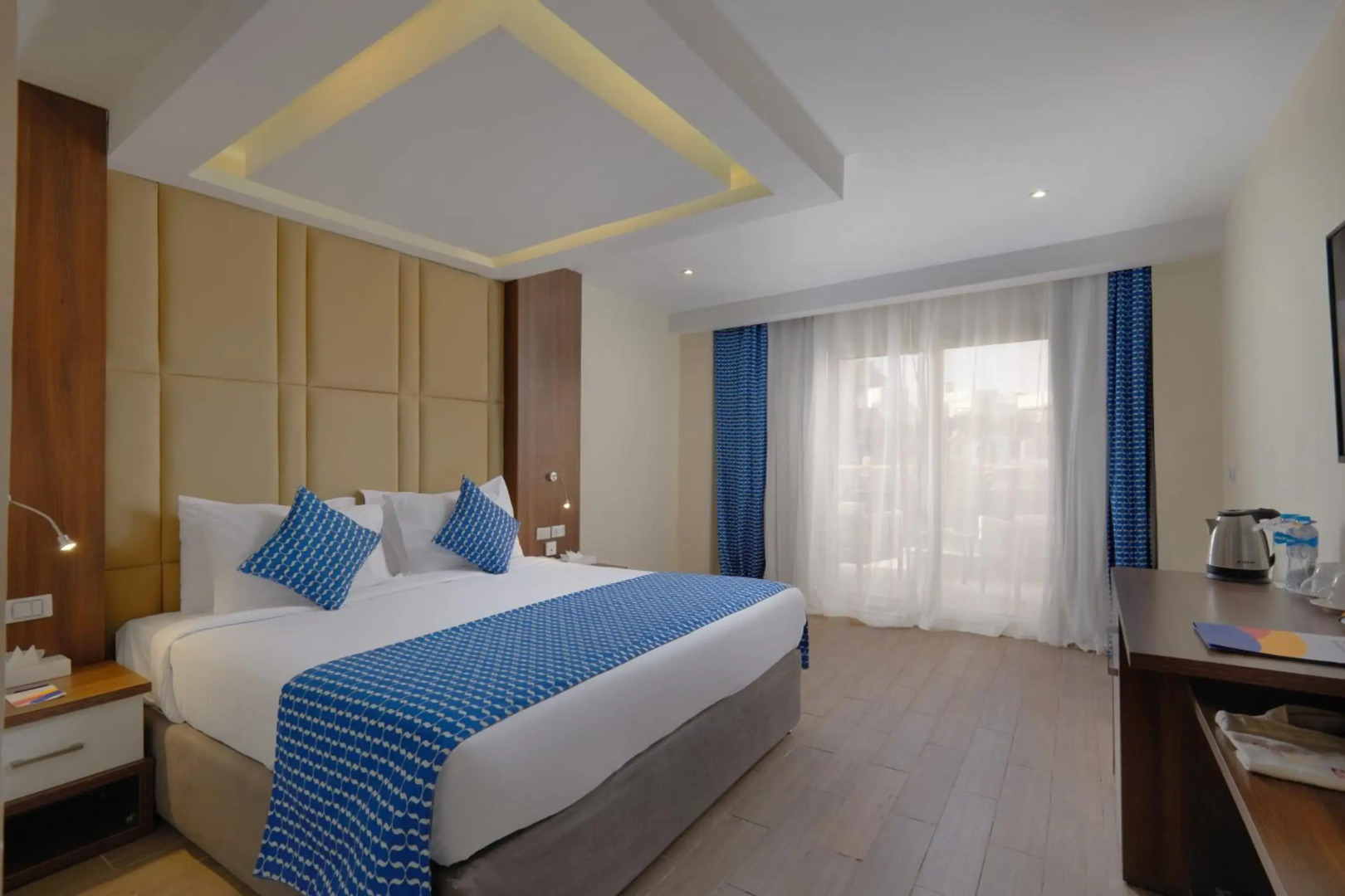 Курортный отель Bellagio Beach Resort