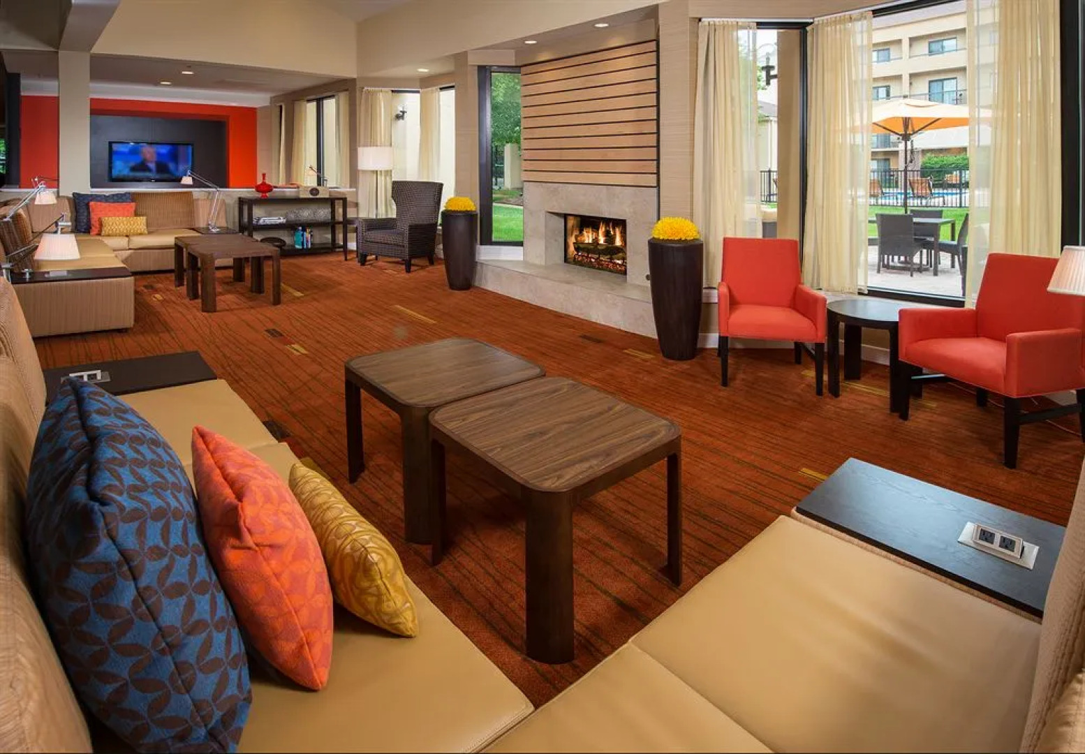 Courtyard Williamsburg Busch Gardens Area