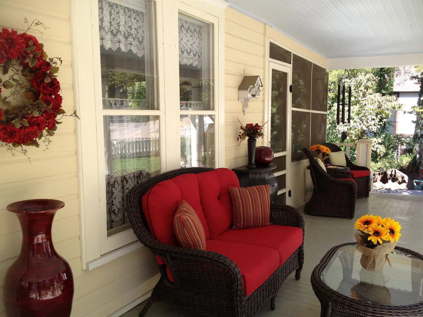 Red Bud Manor Inn