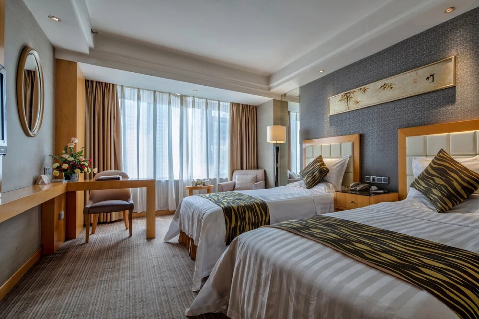 Yungang Jianguo Hotel