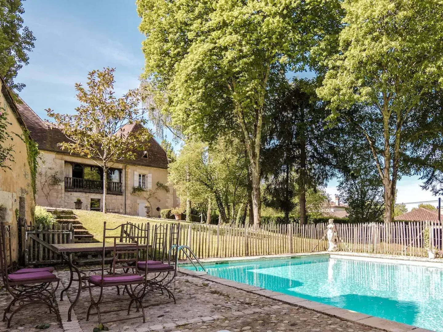 Plushy Villa in Sourzac With Pool, Fitness & Recreation Centre