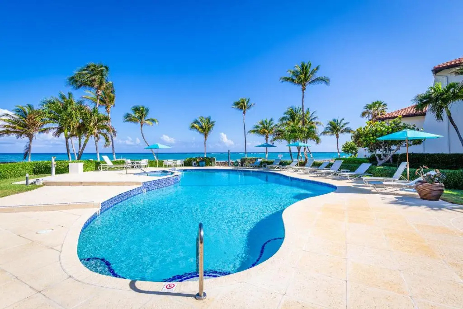 Beach Living at Villas Pappagallo (BLPP)