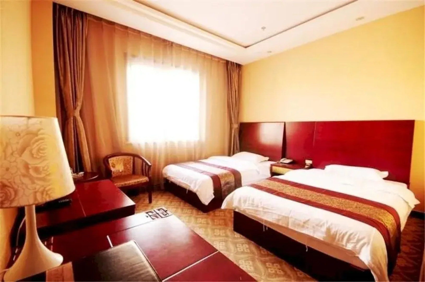 Tian Yuan Holiday Hotel