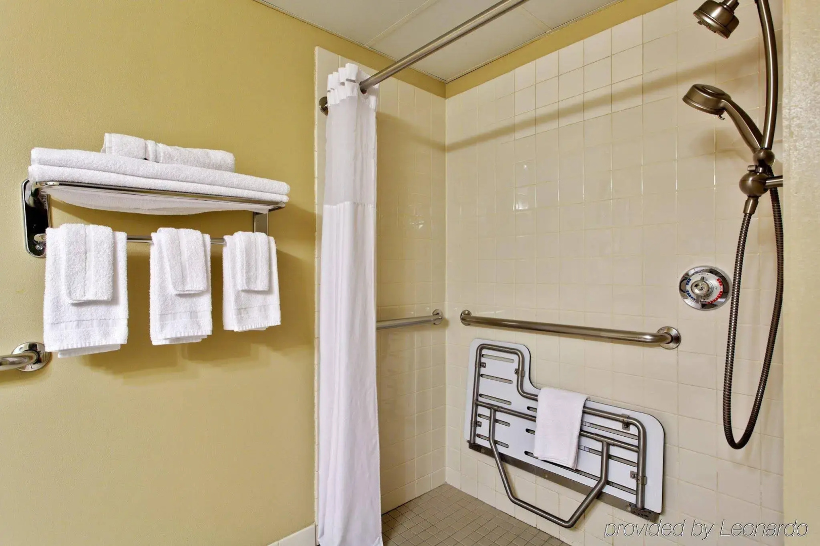 Country Inn & Suites by Radisson, Burlington (Elon), NC