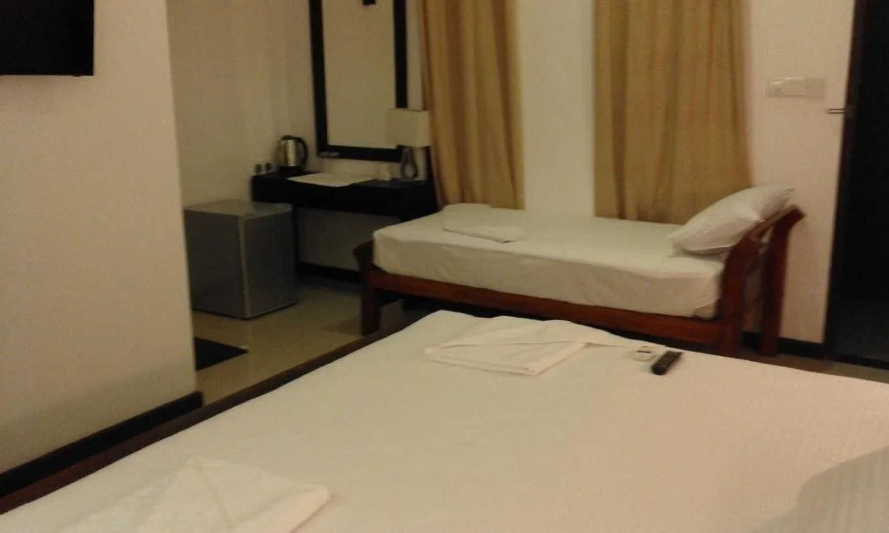 Hotel Pyramide Inn