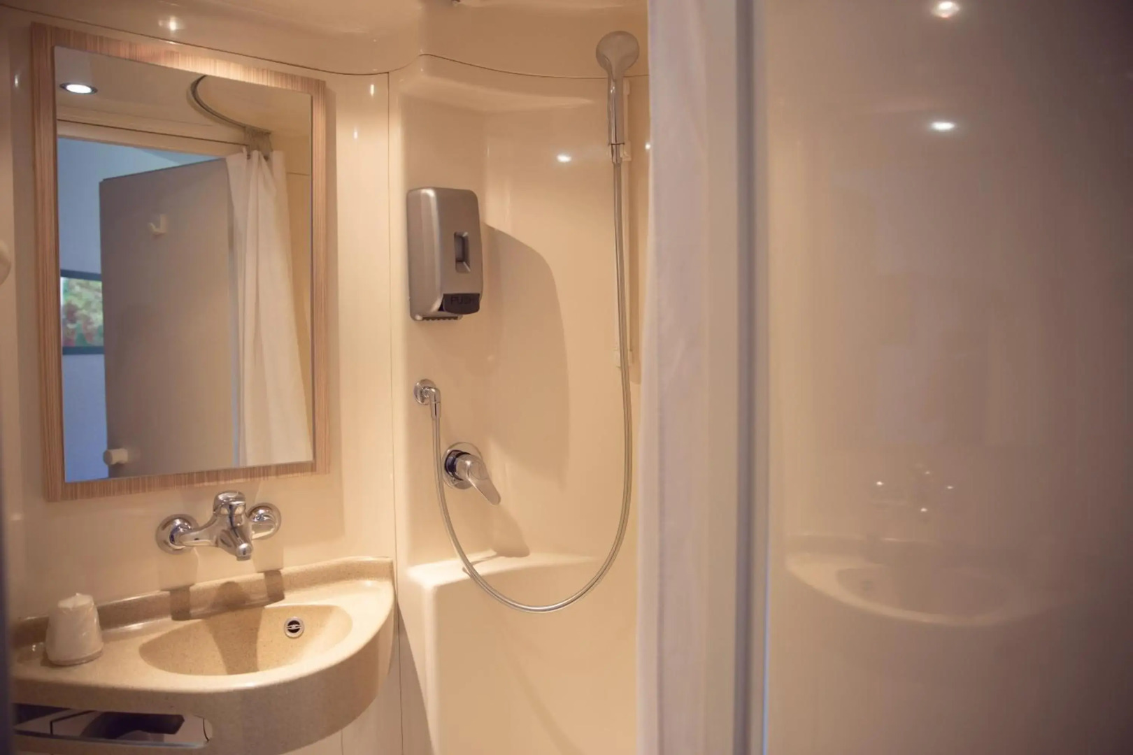 Première Classe Roissy - Aéroport Charles De Gaulle