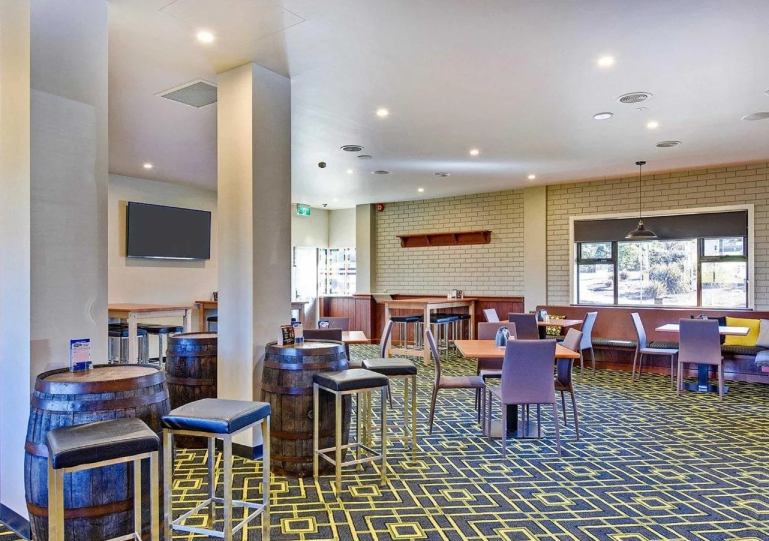 Nightcap at Burnie Townhouse