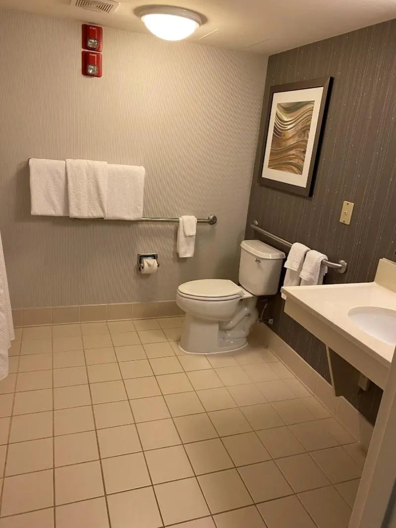 Courtyard by Marriott Raynham