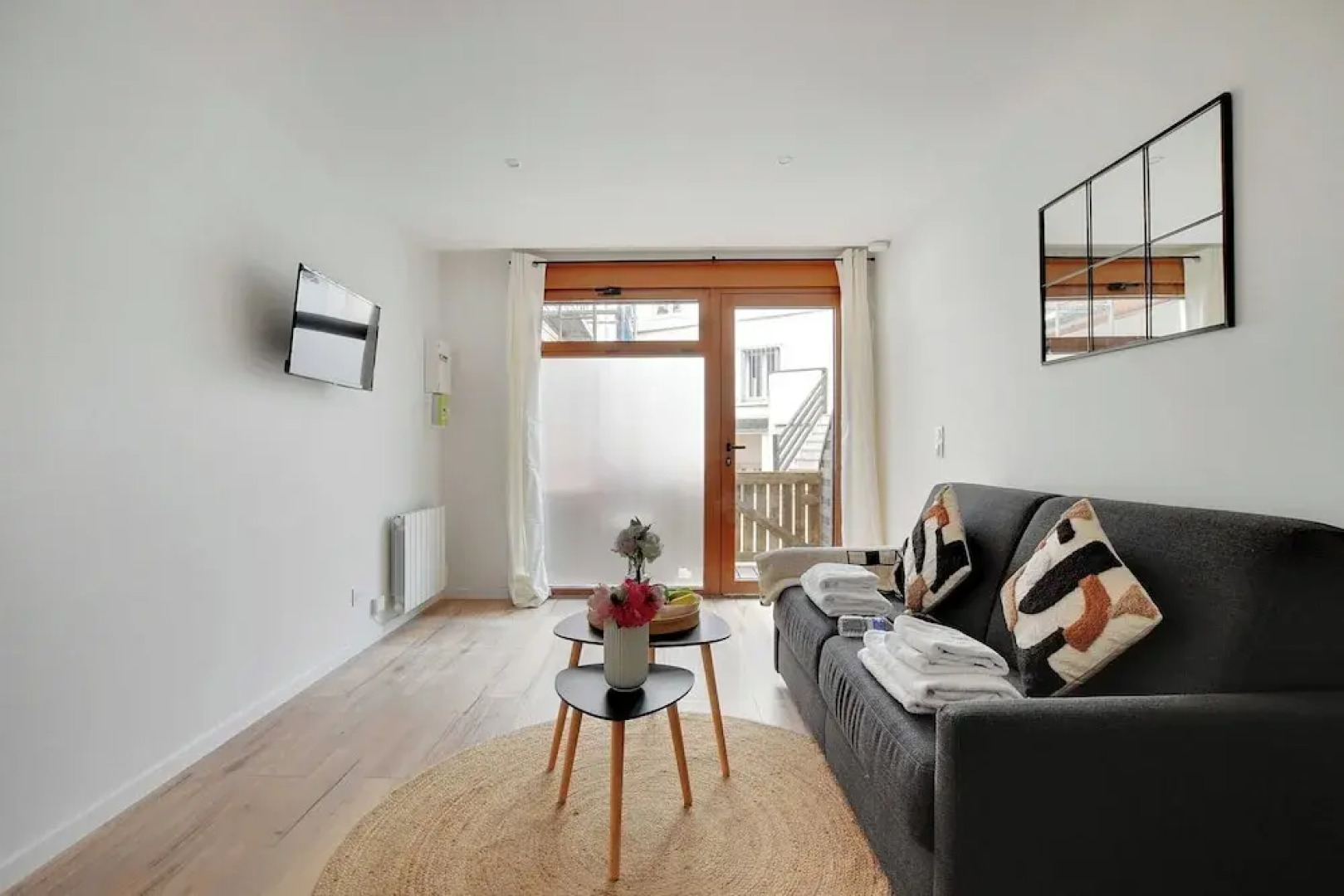 Charming Studio 2P- Next Paris