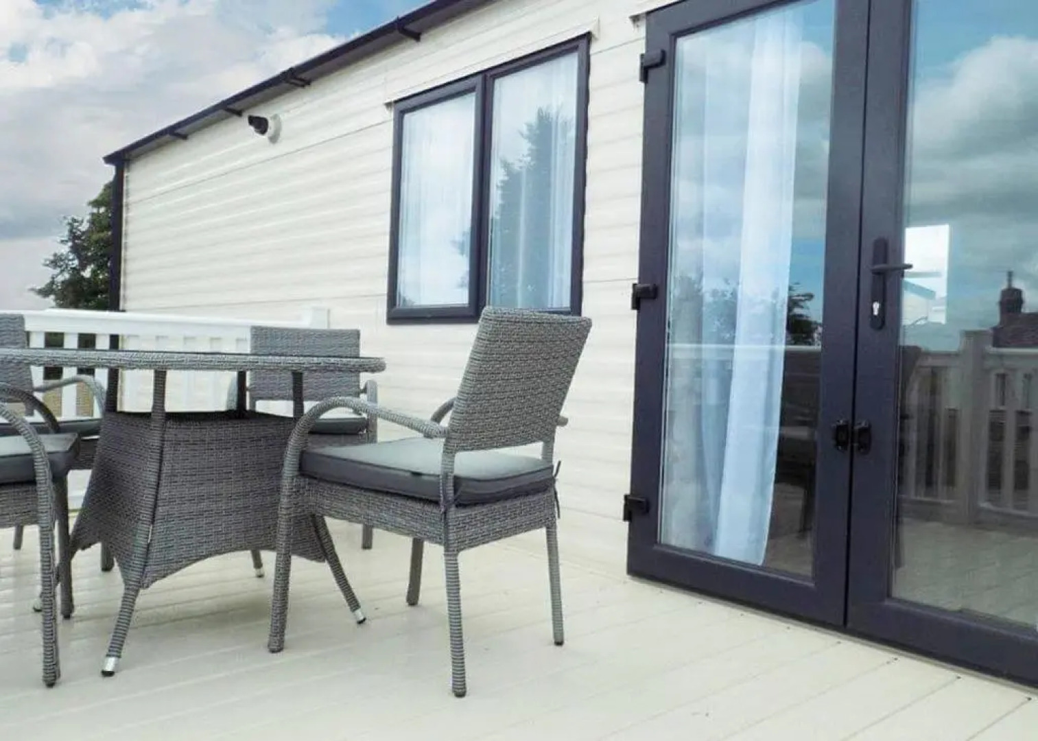 Meadow lakes holiday park