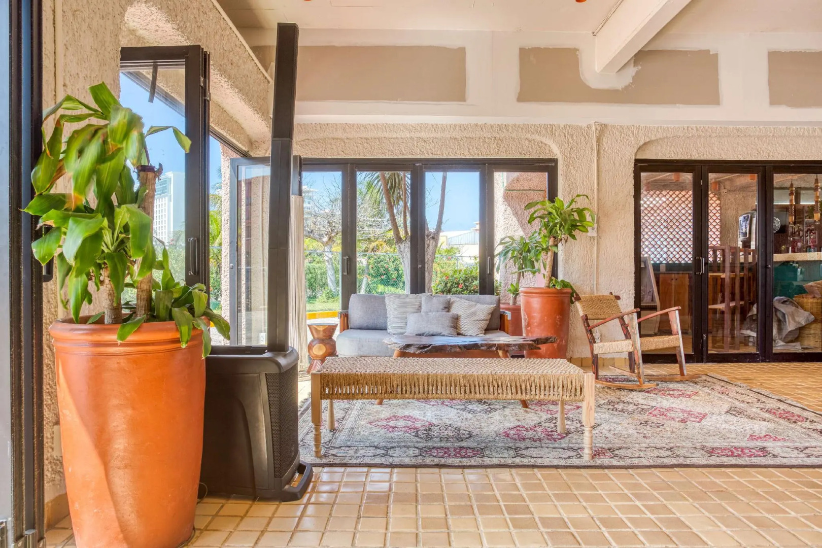 Отель Selina Cancun Laguna Hotel Zone