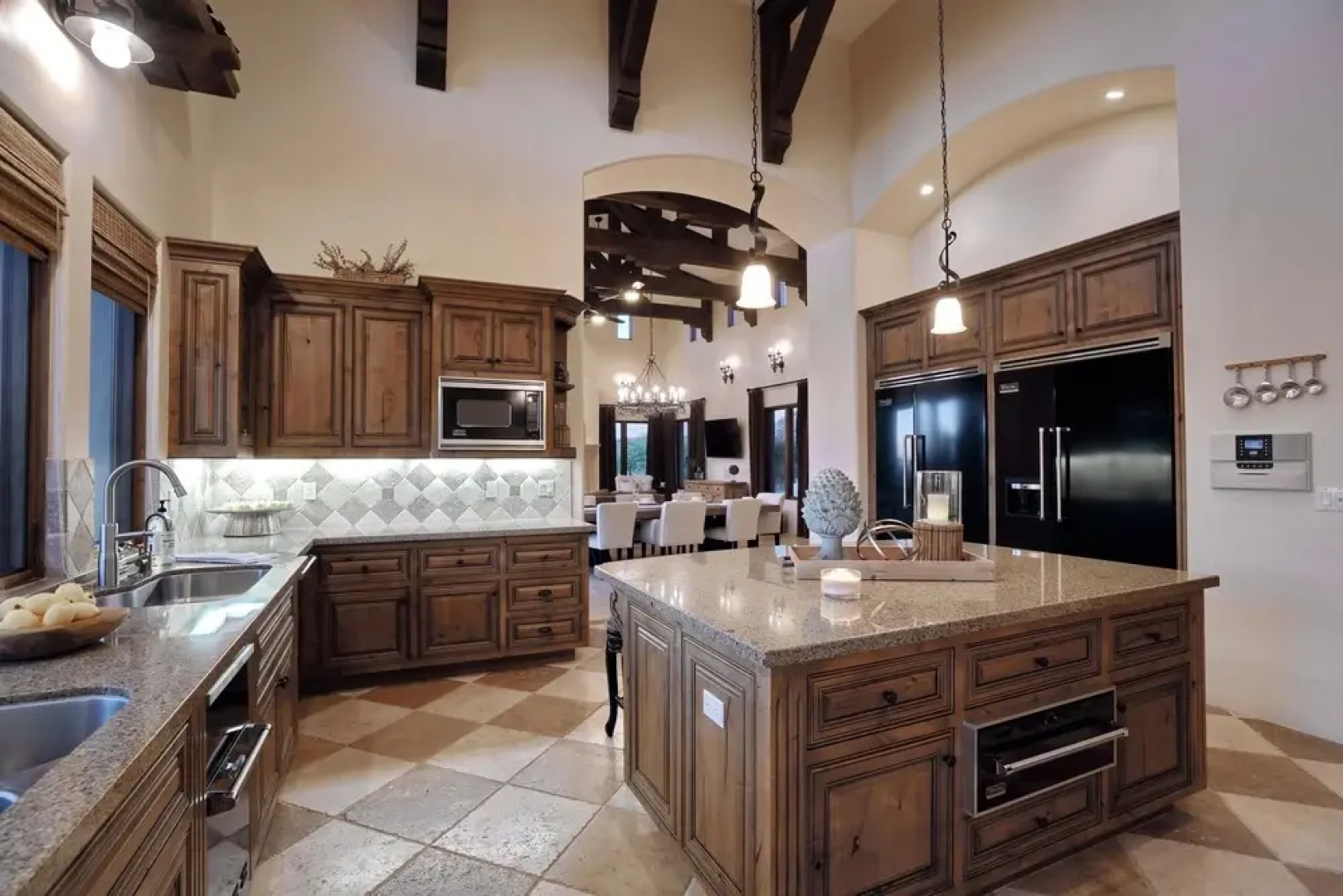 Owl's Nest by AvantStay | Sleeps 22! Infinity Pool w/ Views