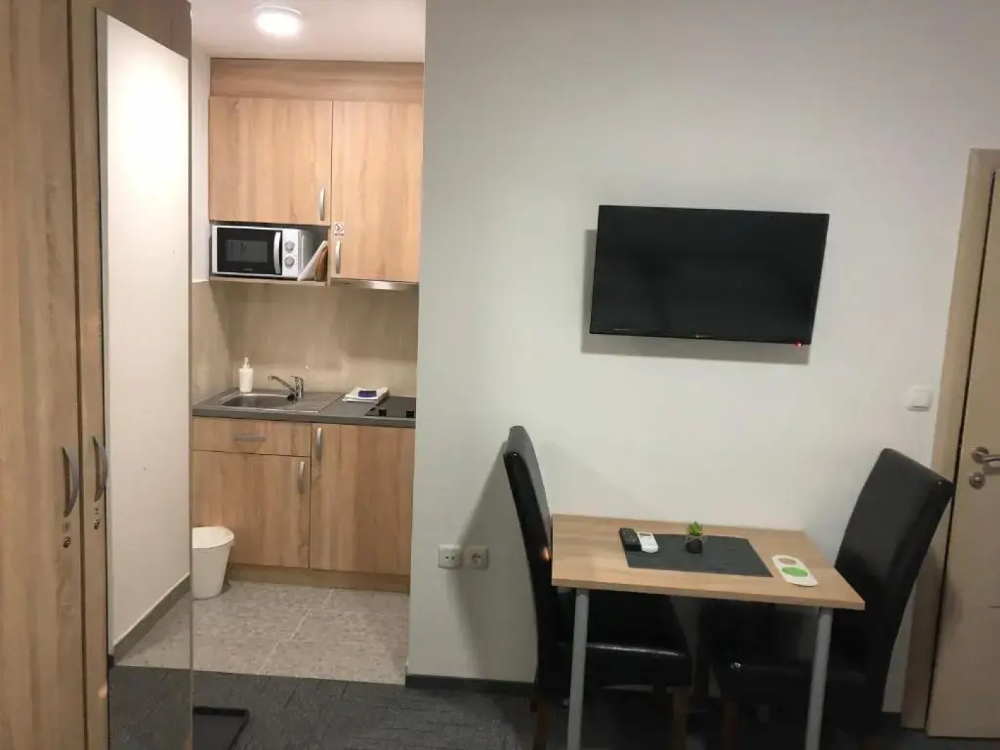 Hostel Mali Pariz
