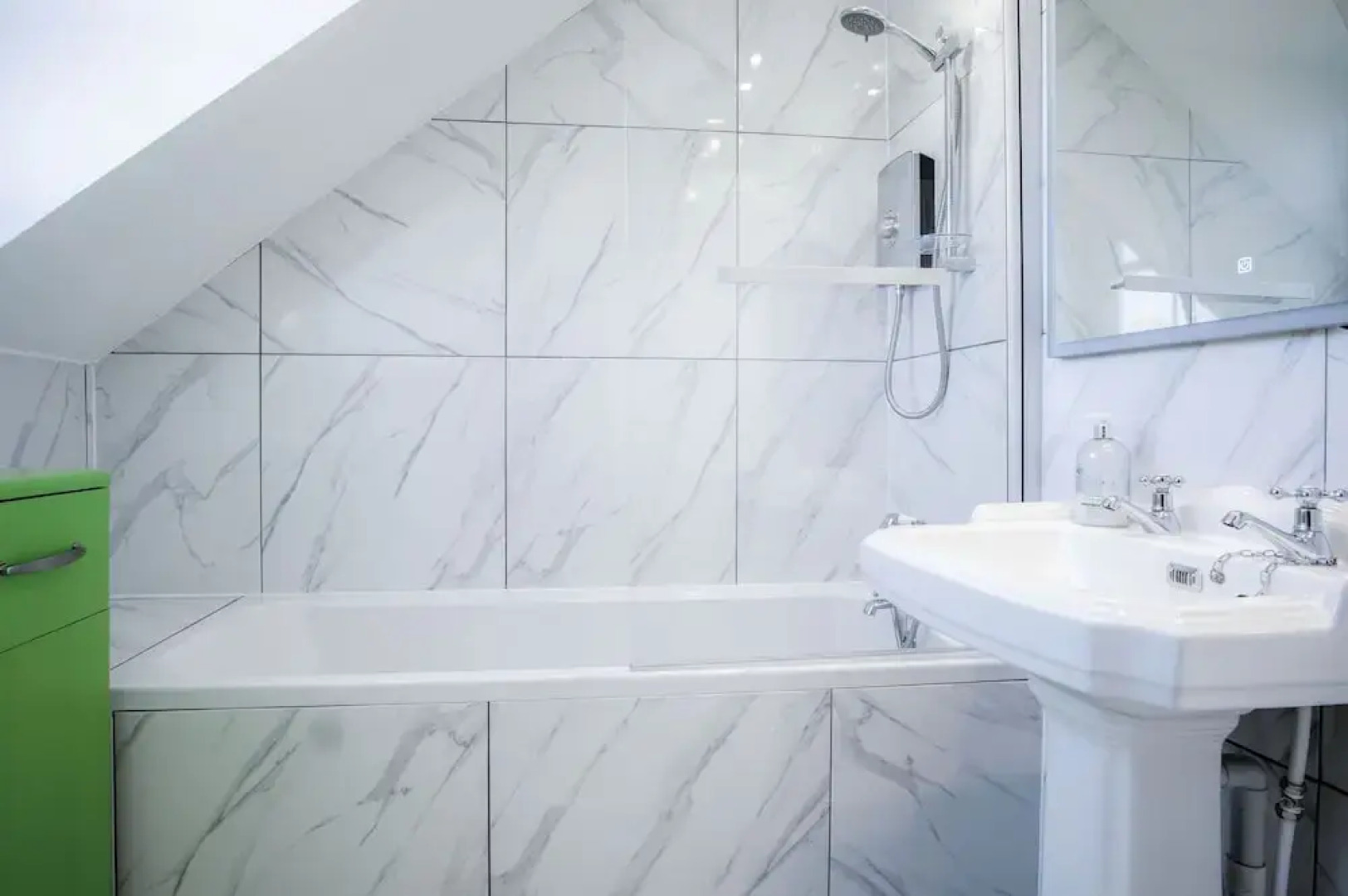 The Penthouse - Luxury 1 Bed - Panorama - Tenby