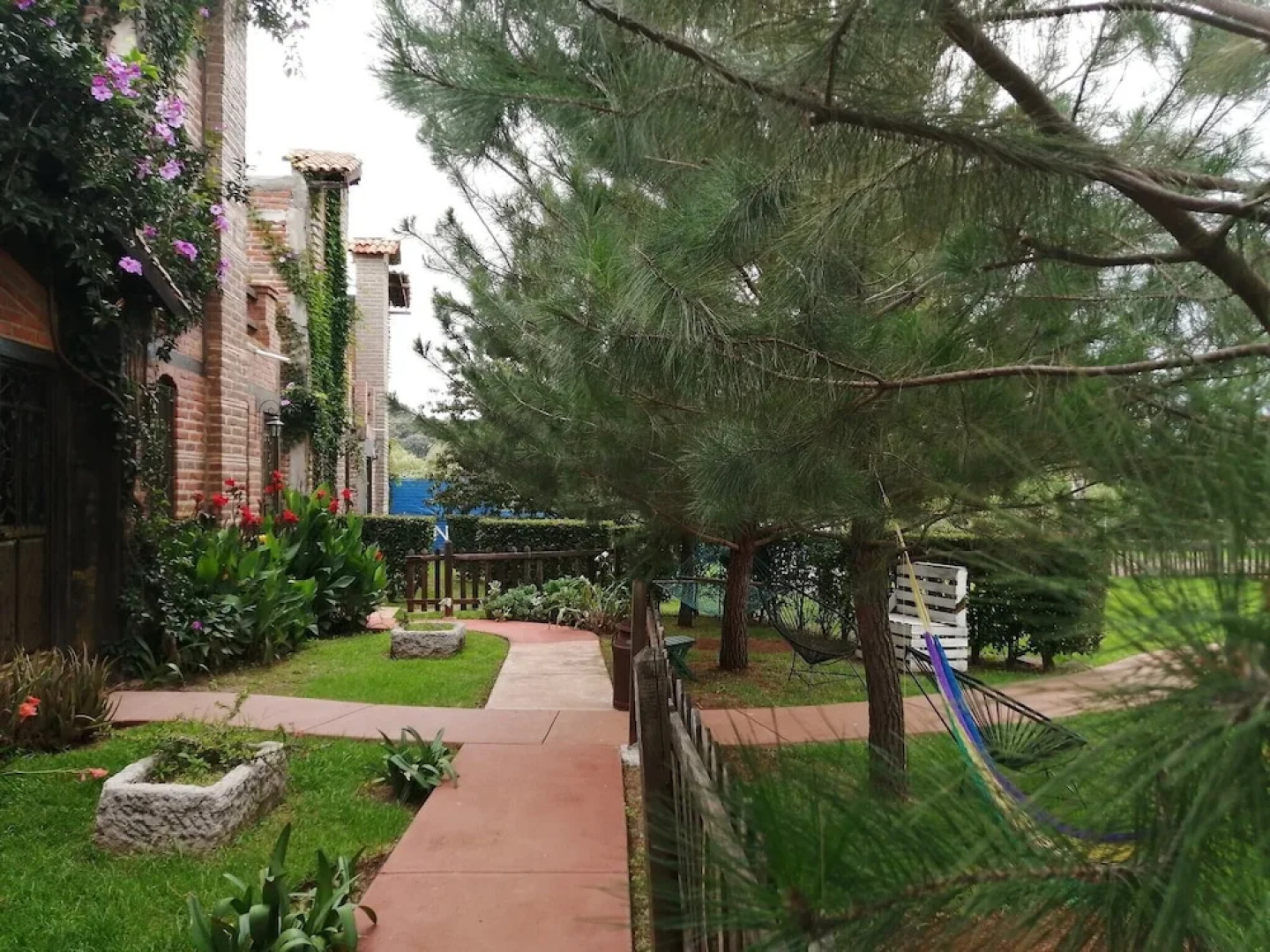 Hotel Cabañas Azul Tequilana