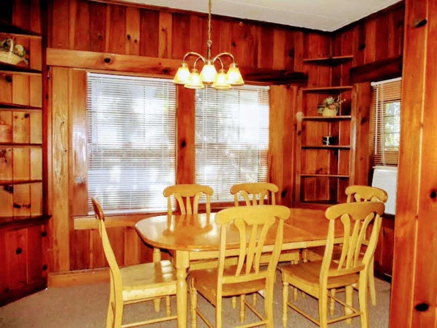 Mitchell's Lodge And Cottages