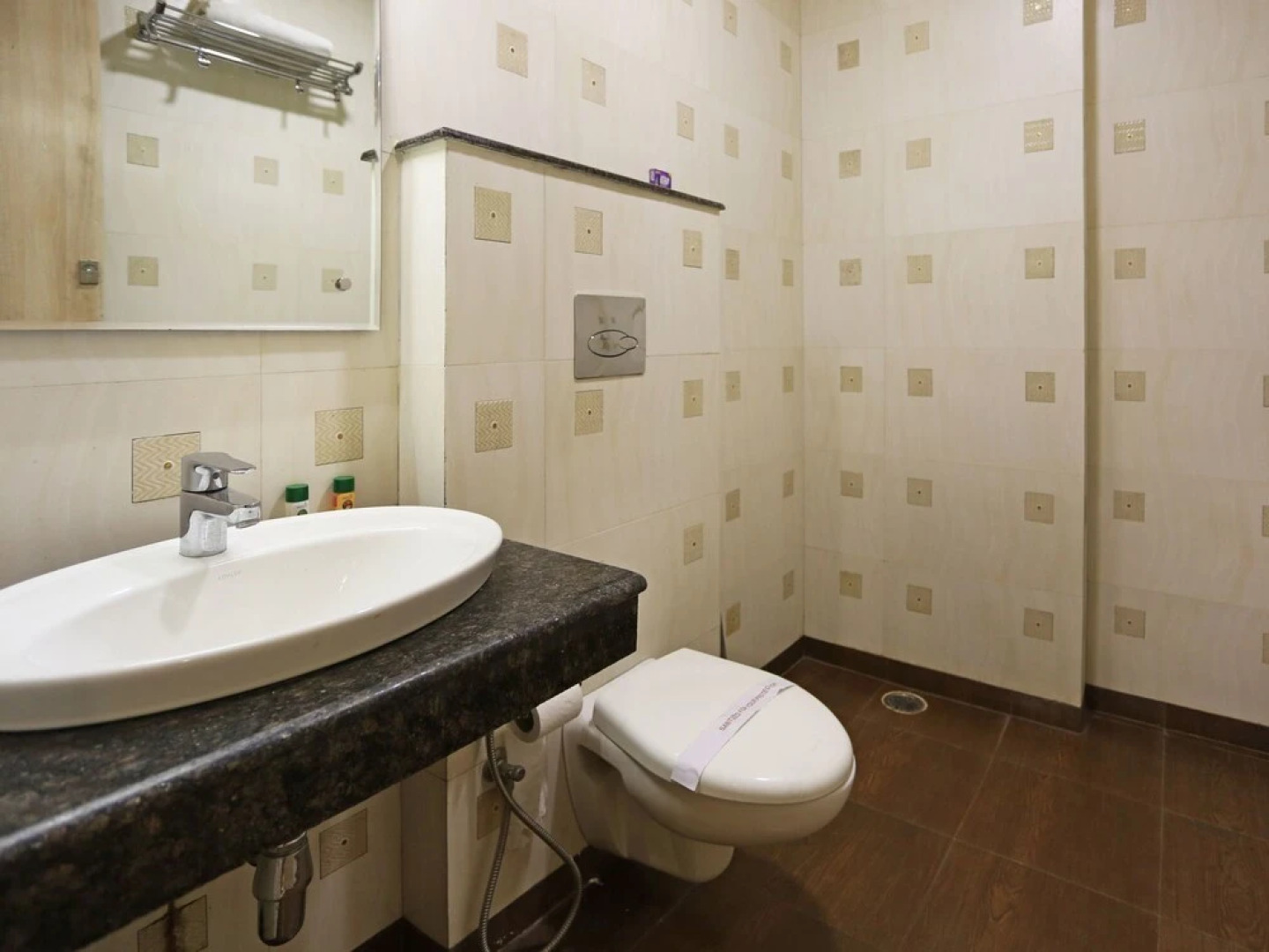 OYO 4772 Park Grand Hotel & Resort