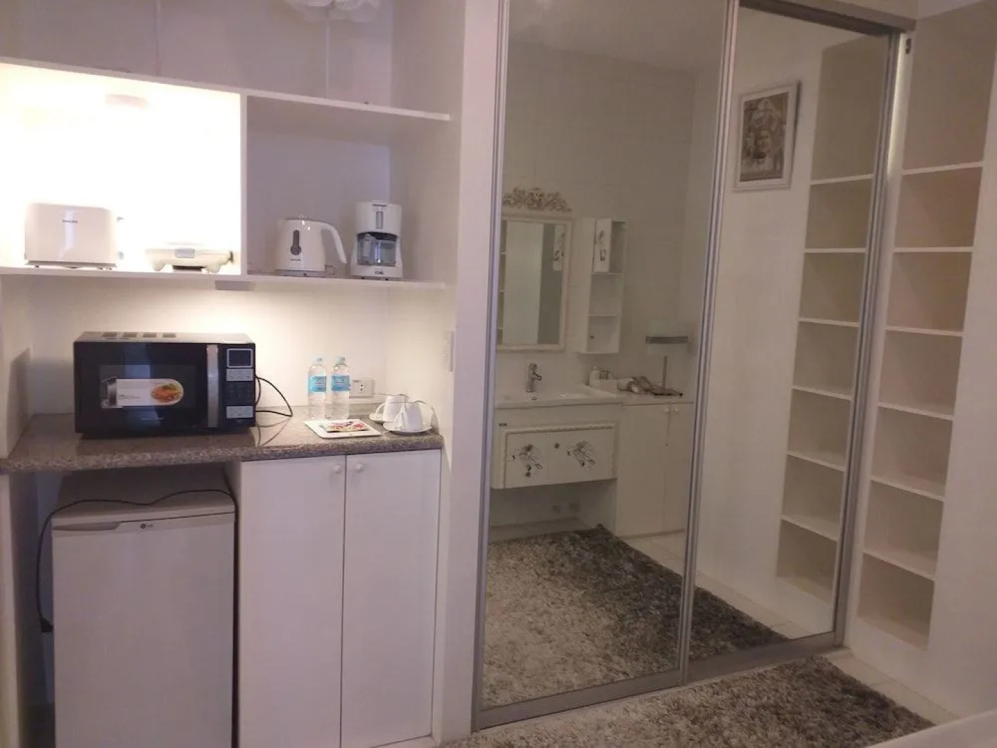 Whitehouse of the Lord of Scents