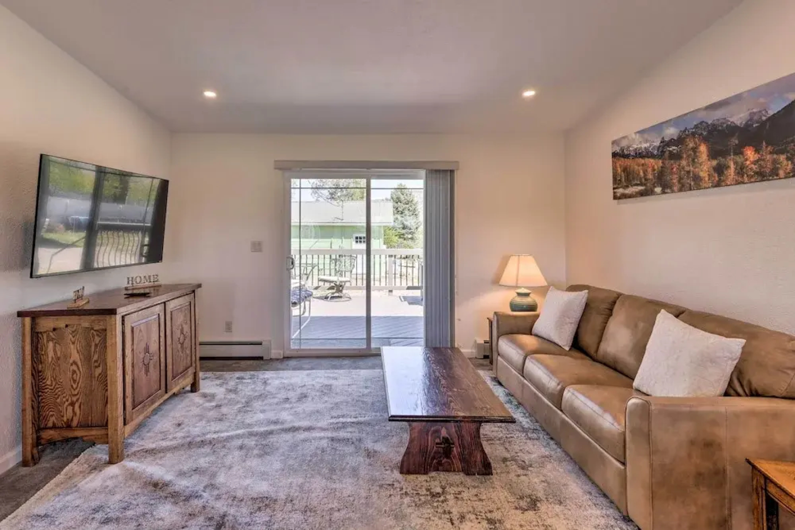 Picturesque Palisade Home: Mt Garfield Views!