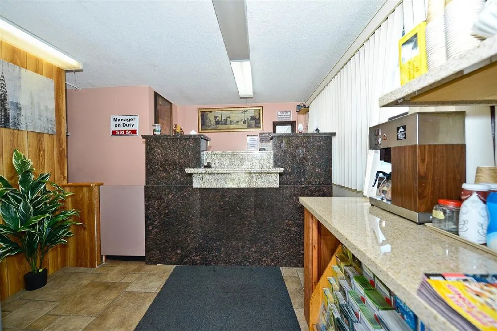 Canadas Best Value Inn