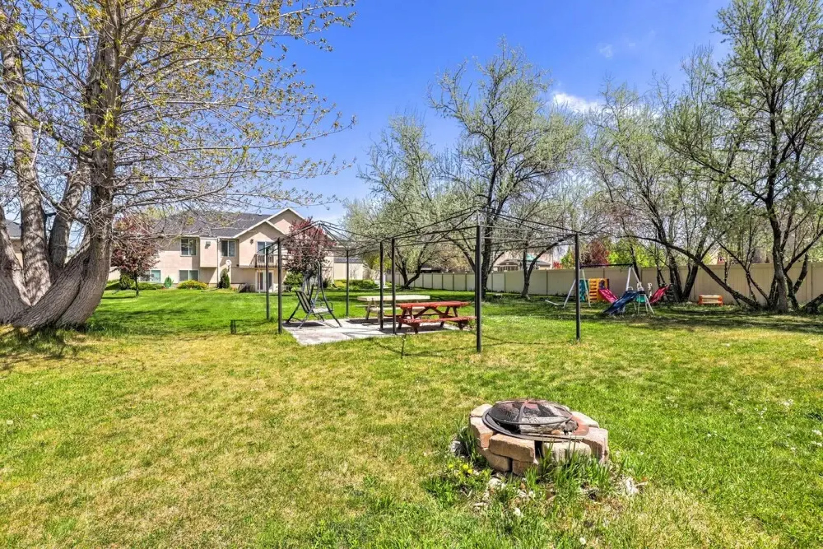 Lehi Family Apartment w/ Gas Grill & Fire Pit!