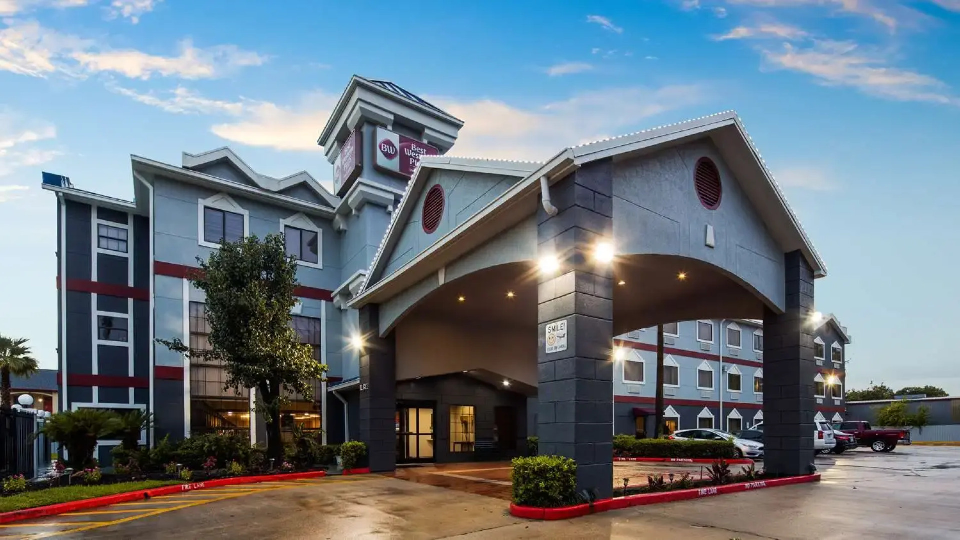 Best Western Plus Northwest Inn & Suites