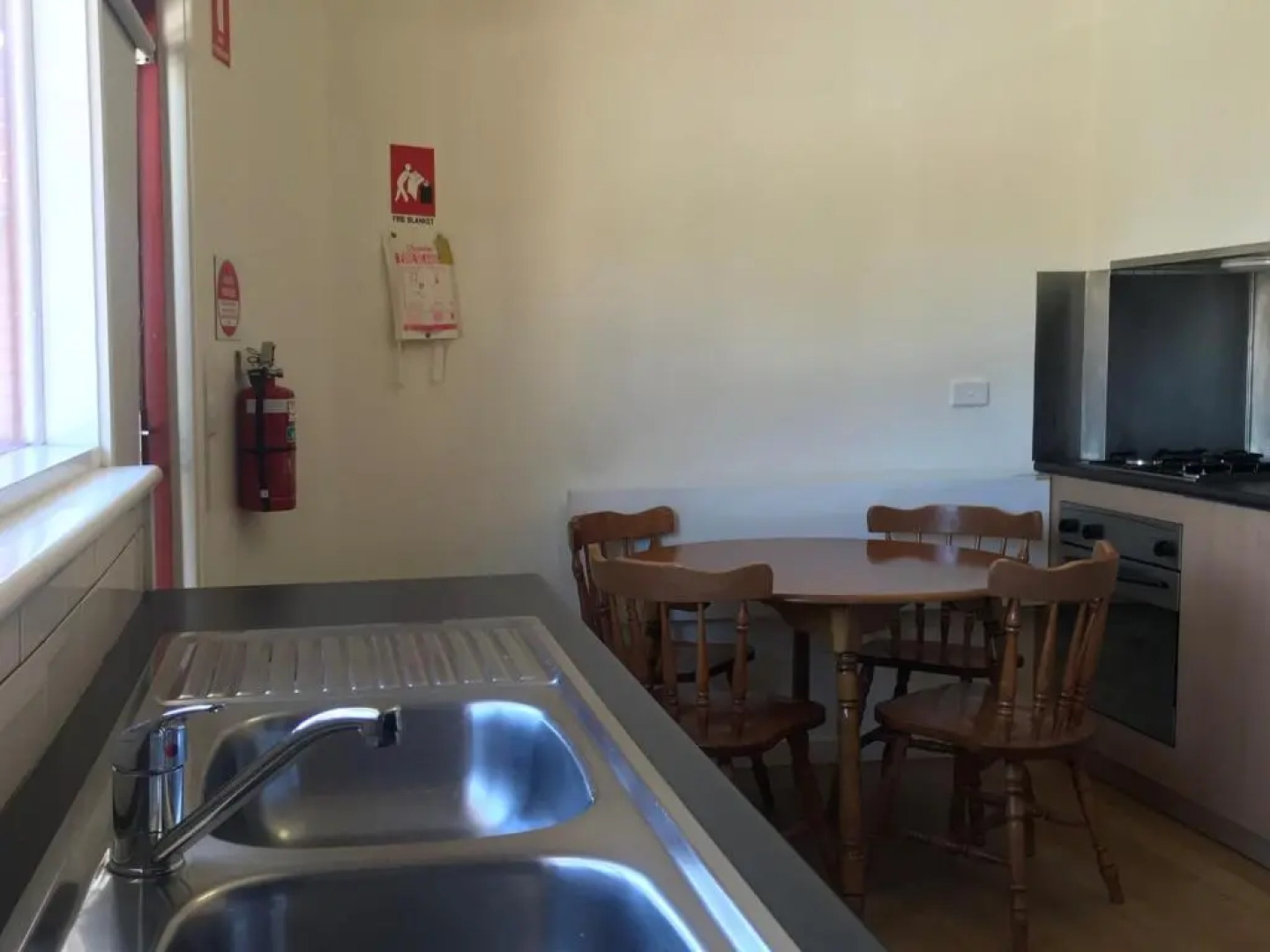 Sovereign Park Motor Inn