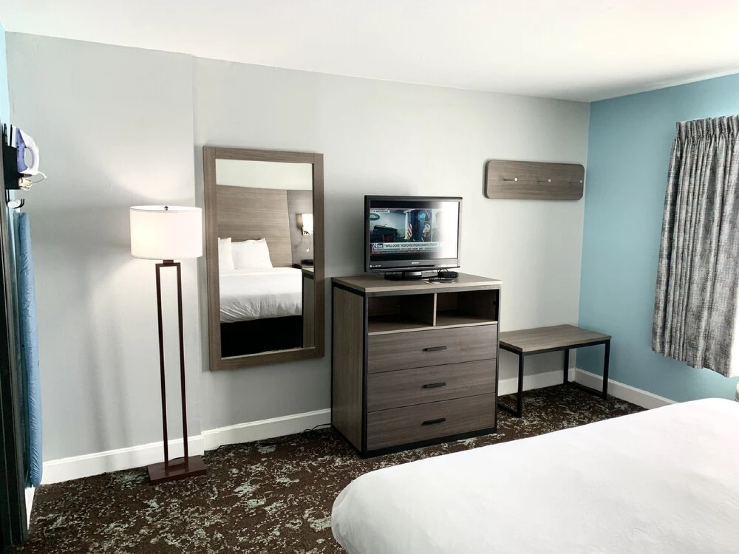 Elwood Hotel & Suites