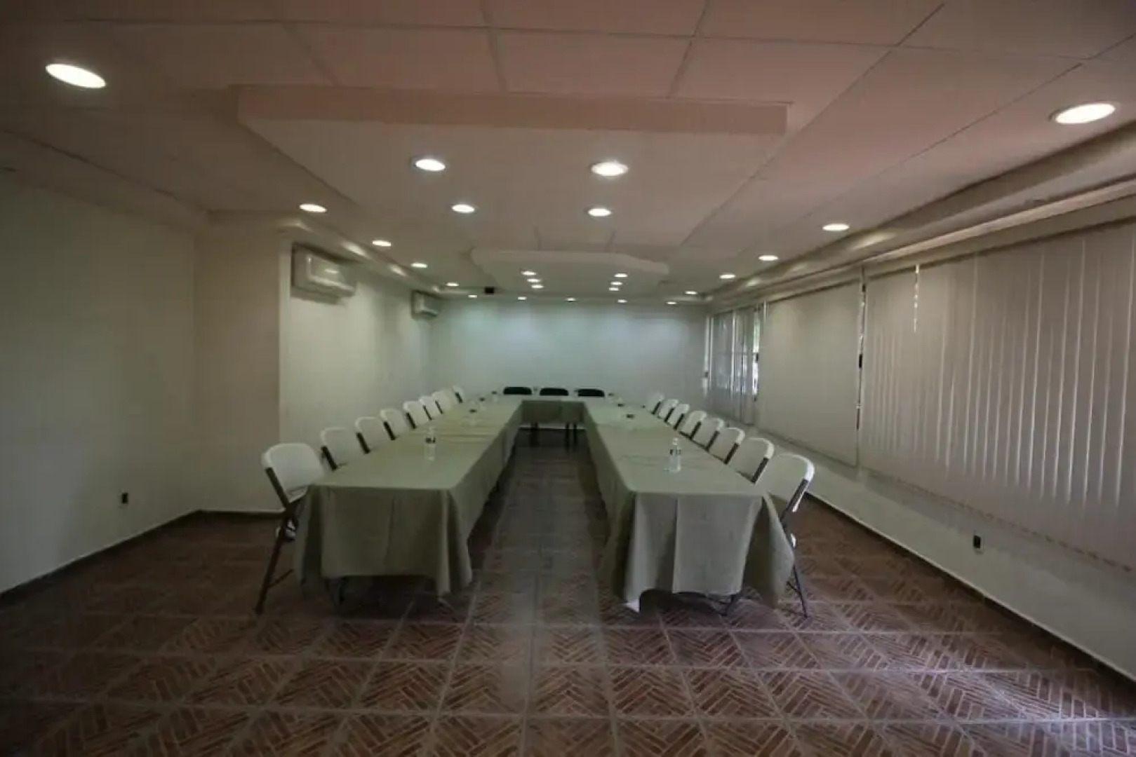 Hotel Villa Blanca Suites