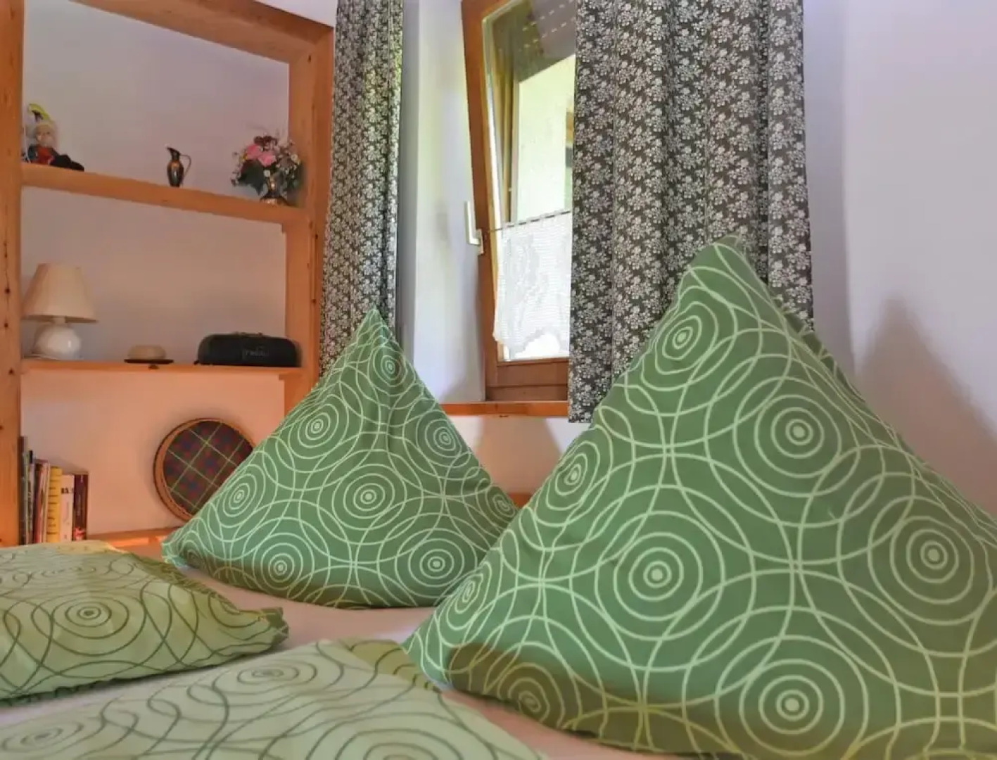 Apartment in Sonnen Near Ski Lifts